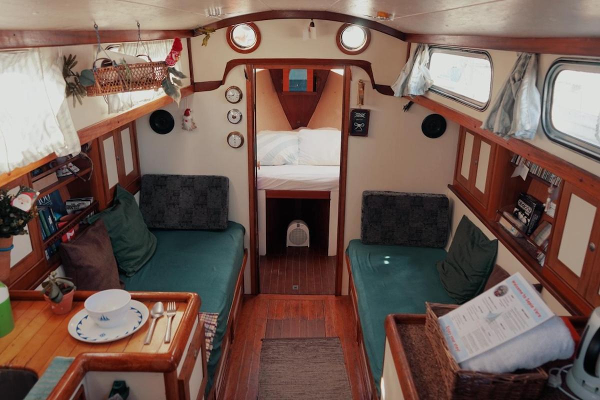 Cozy Lisbon Marina Sleepaboard - Sail Away Ξενοδοχείο Εξωτερικό φωτογραφία
