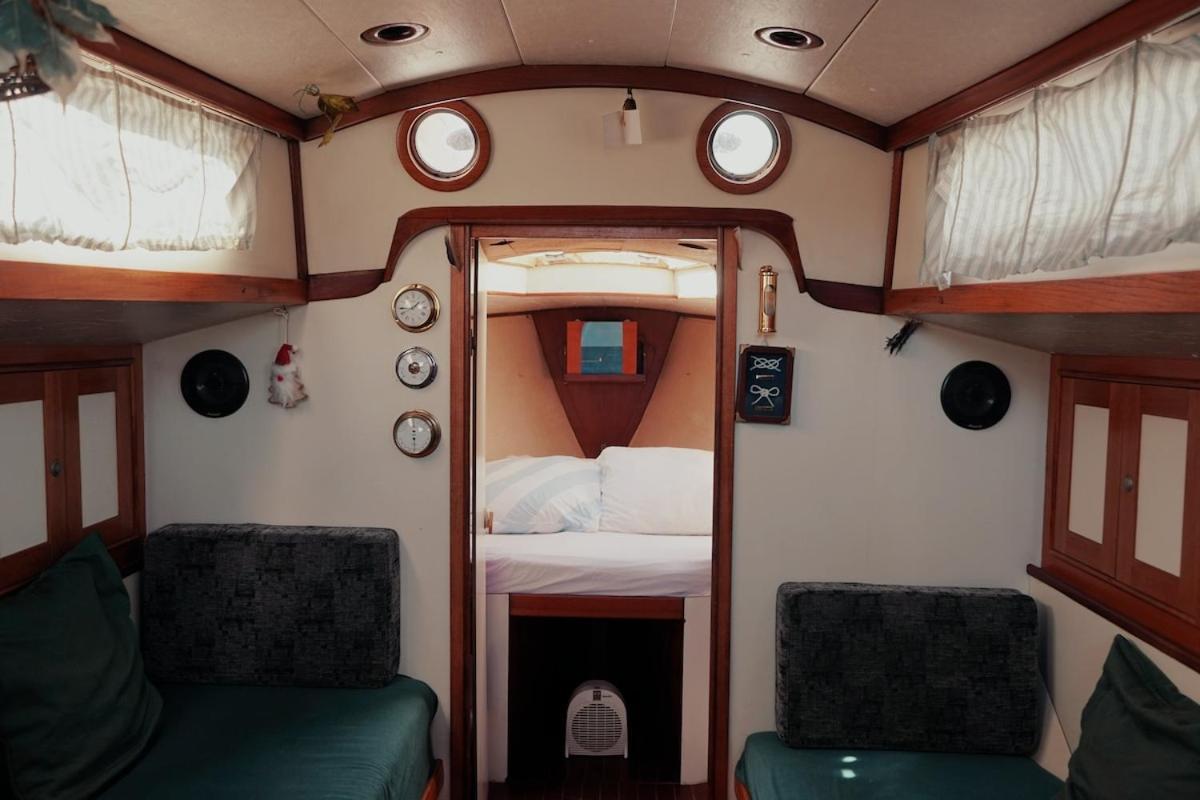 Cozy Lisbon Marina Sleepaboard - Sail Away Ξενοδοχείο Εξωτερικό φωτογραφία